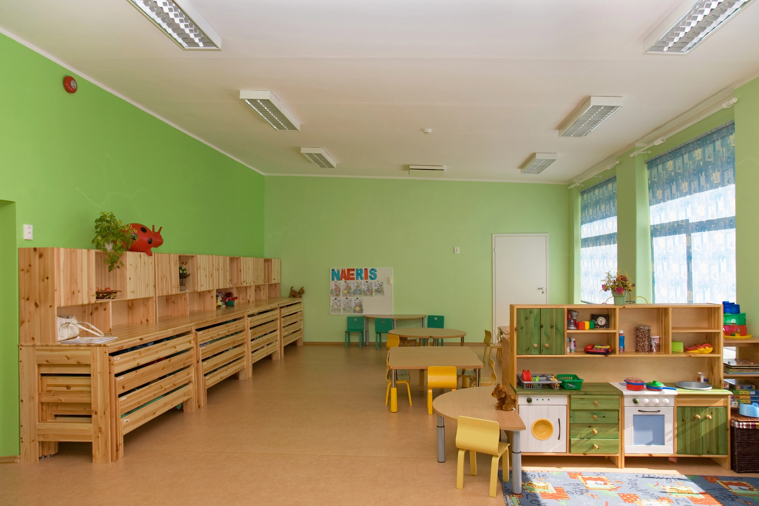 School interiors (16)
