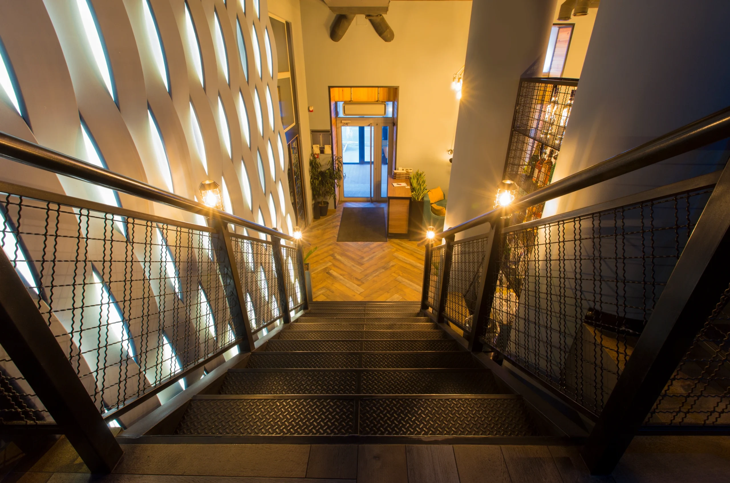 stairs-in-modern-restaurant-to-the-first-floor-cr-2026-01-09-09-09-24-utc